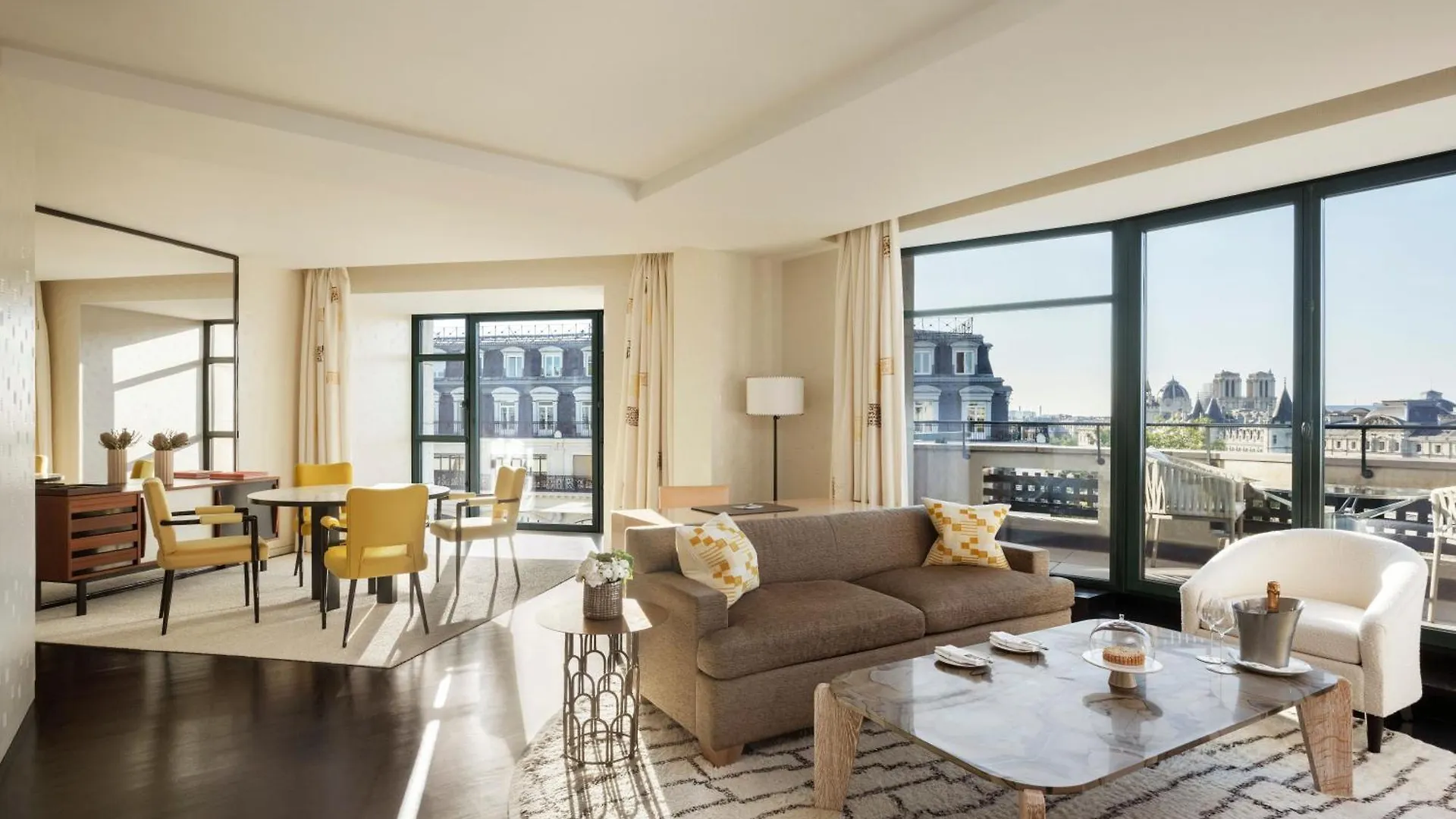 Hotel Cheval Blanc Paris & Dior Spa Cheval Blanc Paris
