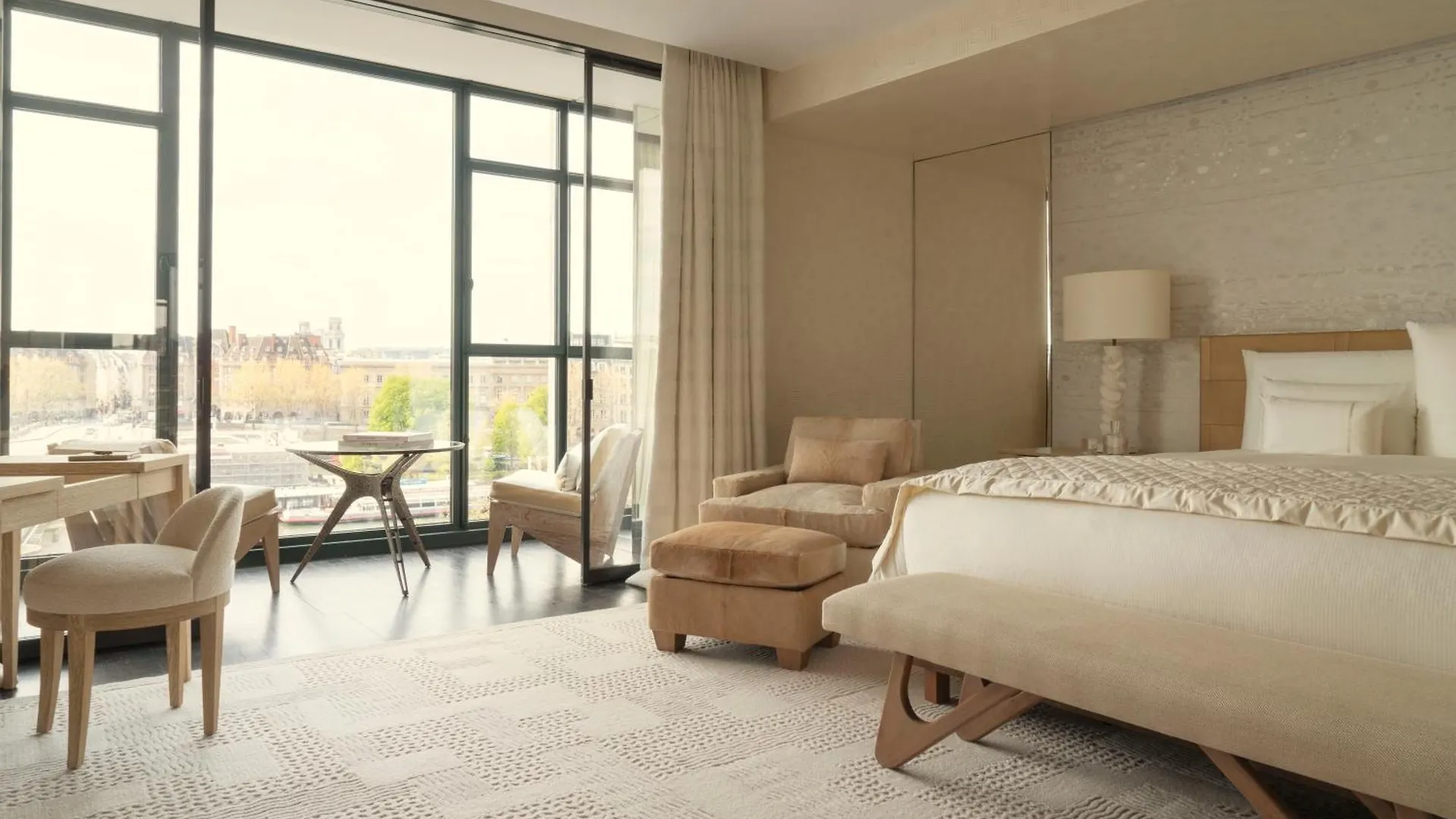 Cheval Blanc Paris & Dior Spa Cheval Blanc Paris Hotel