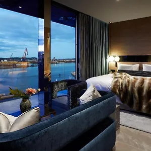 **** Hotel Riverton Sverige