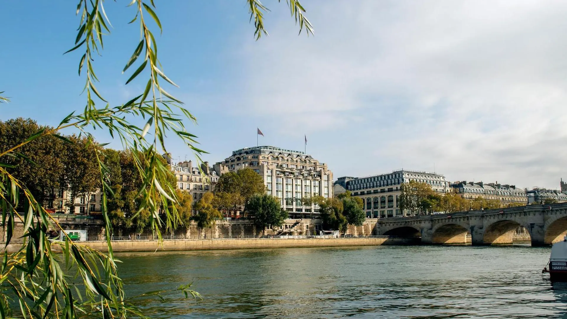 Cheval Blanc Paris & Dior Spa Cheval Blanc باريس فرنسا