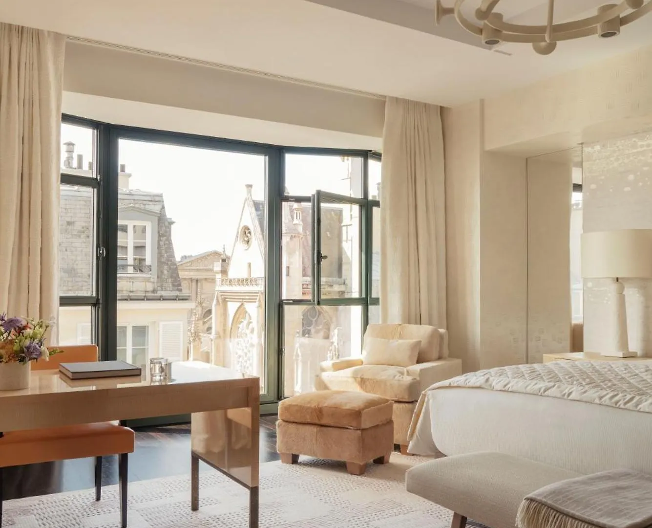 Cheval Blanc Paris & Dior Spa Cheval Blanc باريس فندق